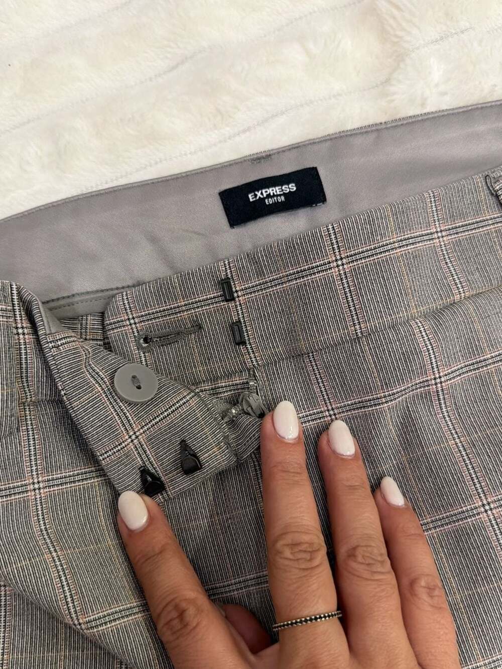 Express Editor Grey Plaid Dress Pants Size 12R - Picture 6 of 6